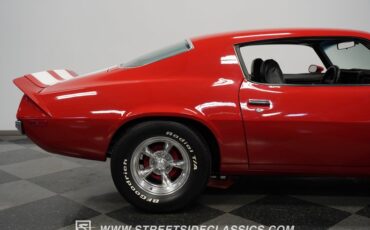 Chevrolet-Camaro-1972-Red-Black-3