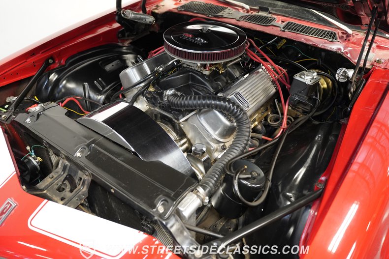 Chevrolet-Camaro-1972-Red-Black-39