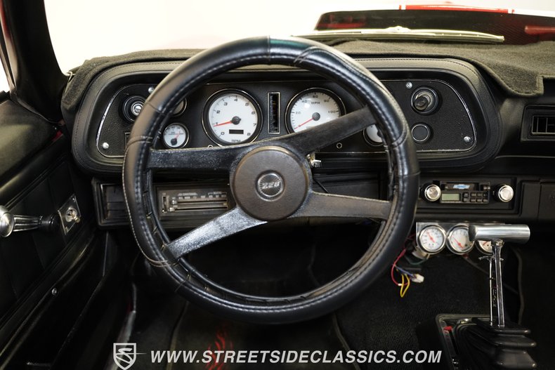 Chevrolet-Camaro-1972-Red-Black-43