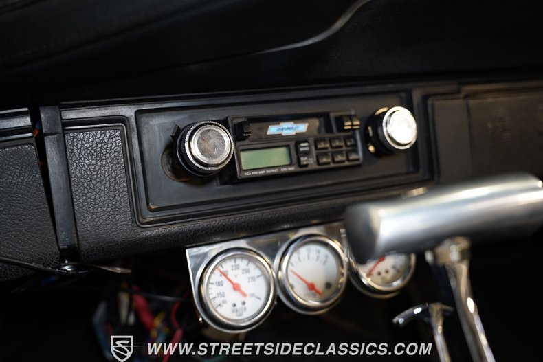 Chevrolet-Camaro-1972-Red-Black