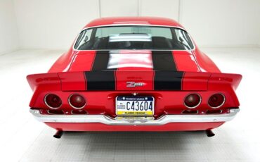 Chevrolet-Camaro-1973-Rally-Red-Black-4