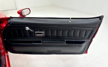 Chevrolet-Camaro-1973-Rally-Red-Black-40