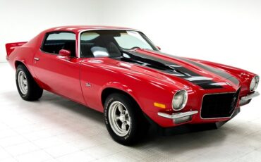 Chevrolet-Camaro-1973-Rally-Red-Black-8