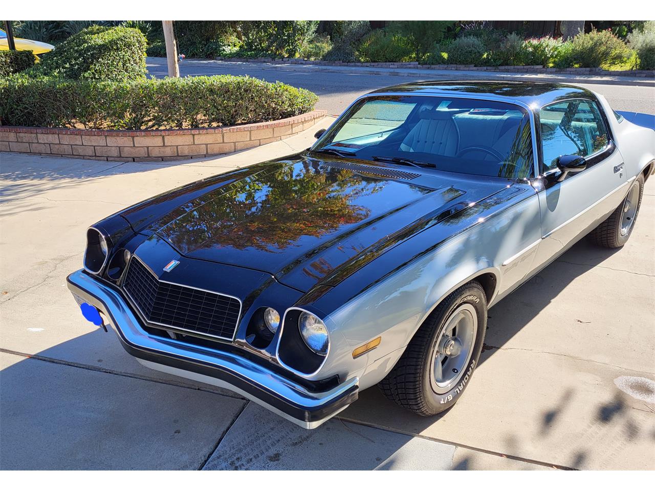 Chevrolet-Camaro-1975-BlackSilver-BlackLight-Grey-1