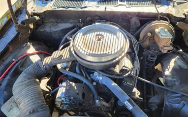 Chevrolet-Camaro-1975-BlackSilver-BlackLight-Grey-12