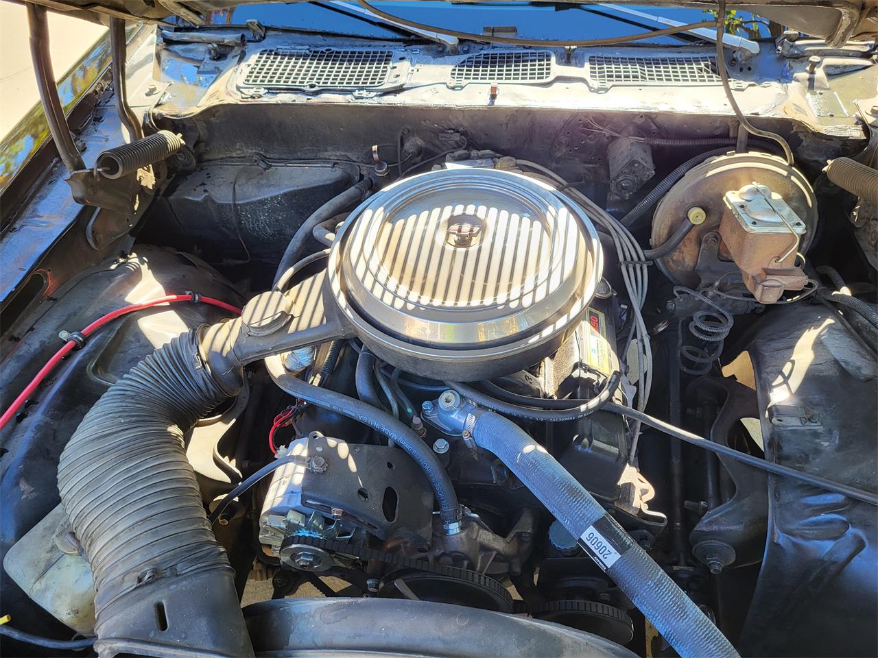 Chevrolet-Camaro-1975-BlackSilver-BlackLight-Grey-12