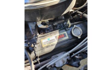 Chevrolet-Camaro-1975-BlackSilver-BlackLight-Grey-15