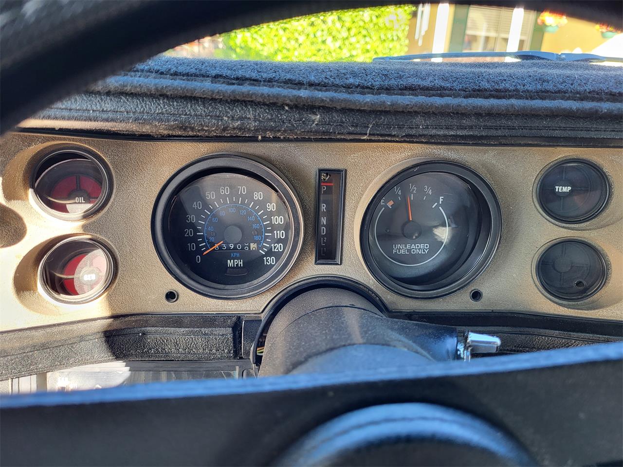 Chevrolet-Camaro-1975-BlackSilver-BlackLight-Grey-9