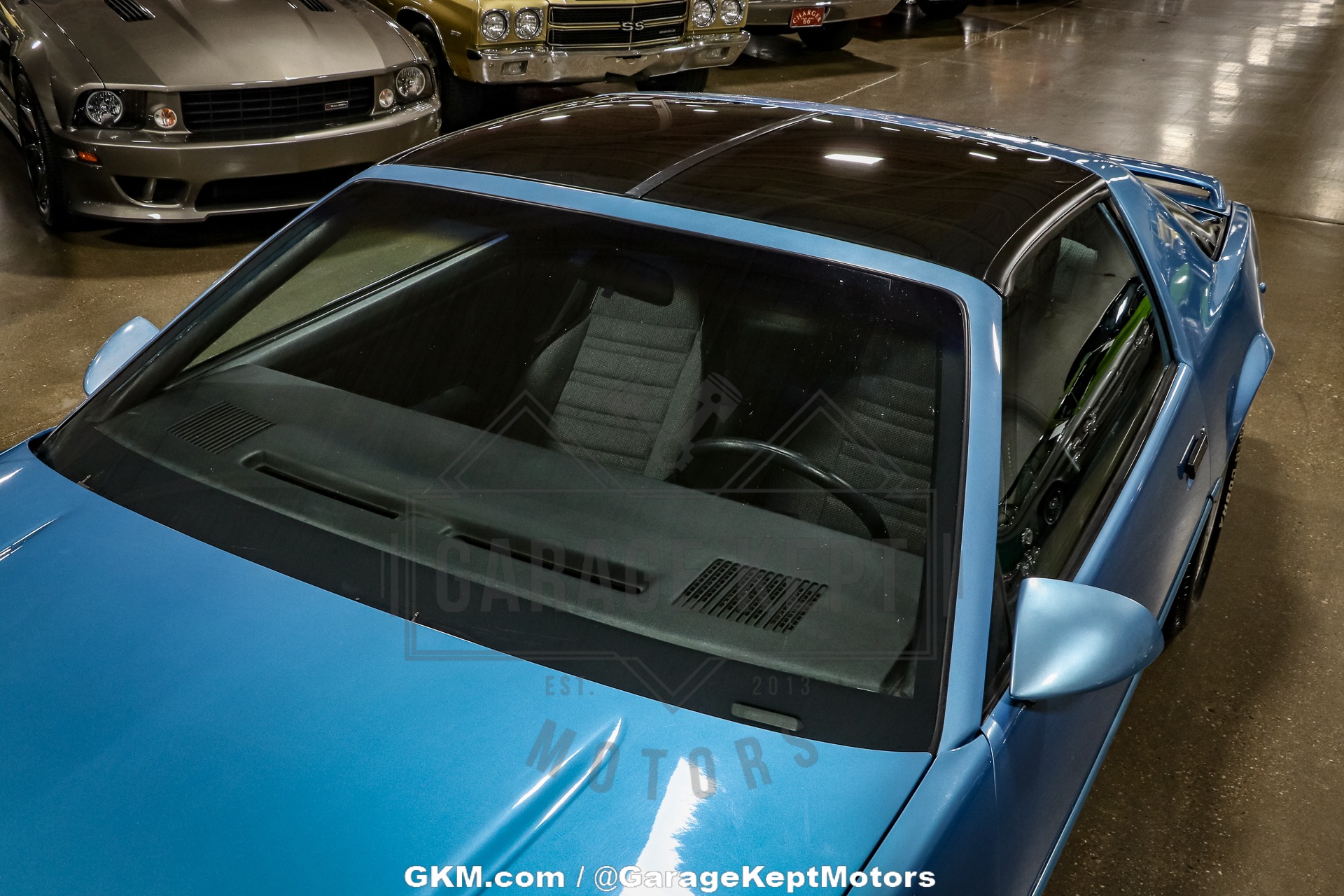 Chevrolet-Camaro-1988-Blue-Gray-33