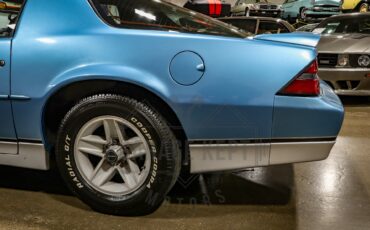 Chevrolet-Camaro-1988-Blue-Gray-37