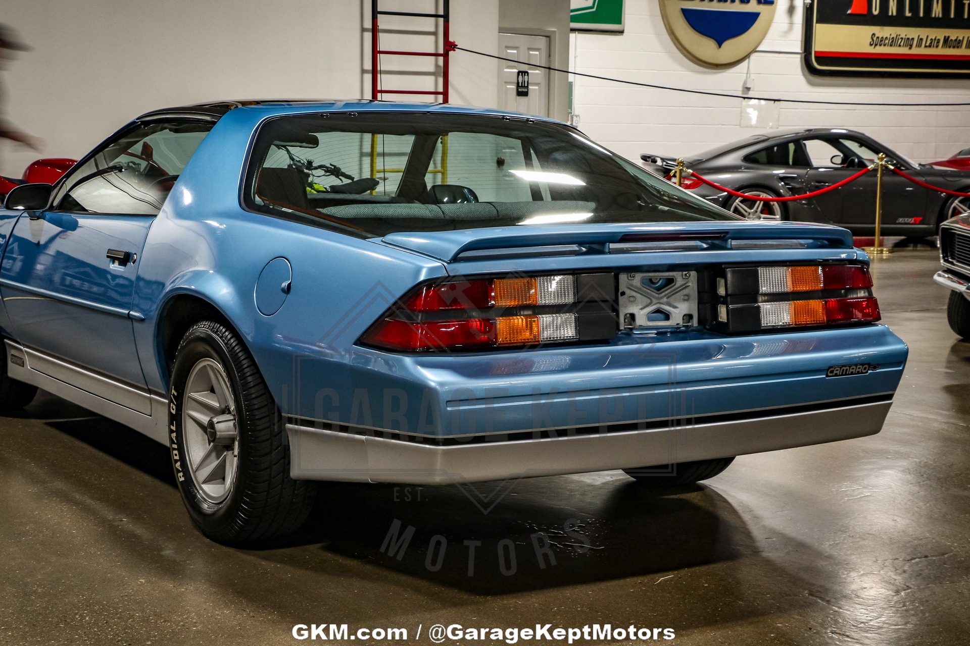 Chevrolet-Camaro-1988-Blue-Gray-41