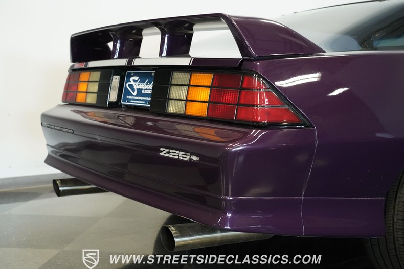 Chevrolet-Camaro-1992-Purple-Haze-Gray-26