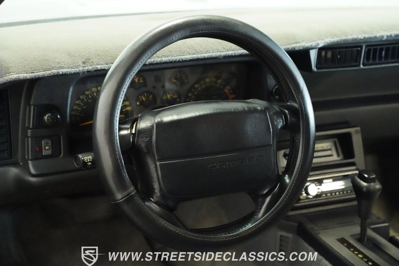 Chevrolet-Camaro-1992-Purple-Haze-Gray-41