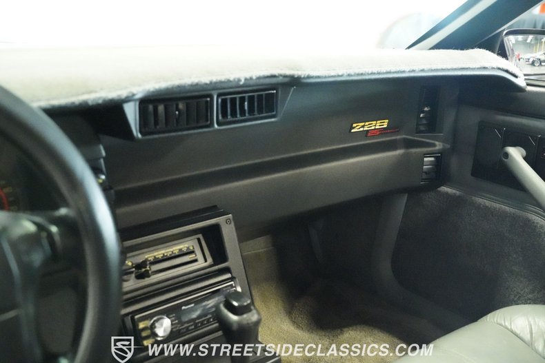 Chevrolet-Camaro-1992-Purple-Haze-Gray-47