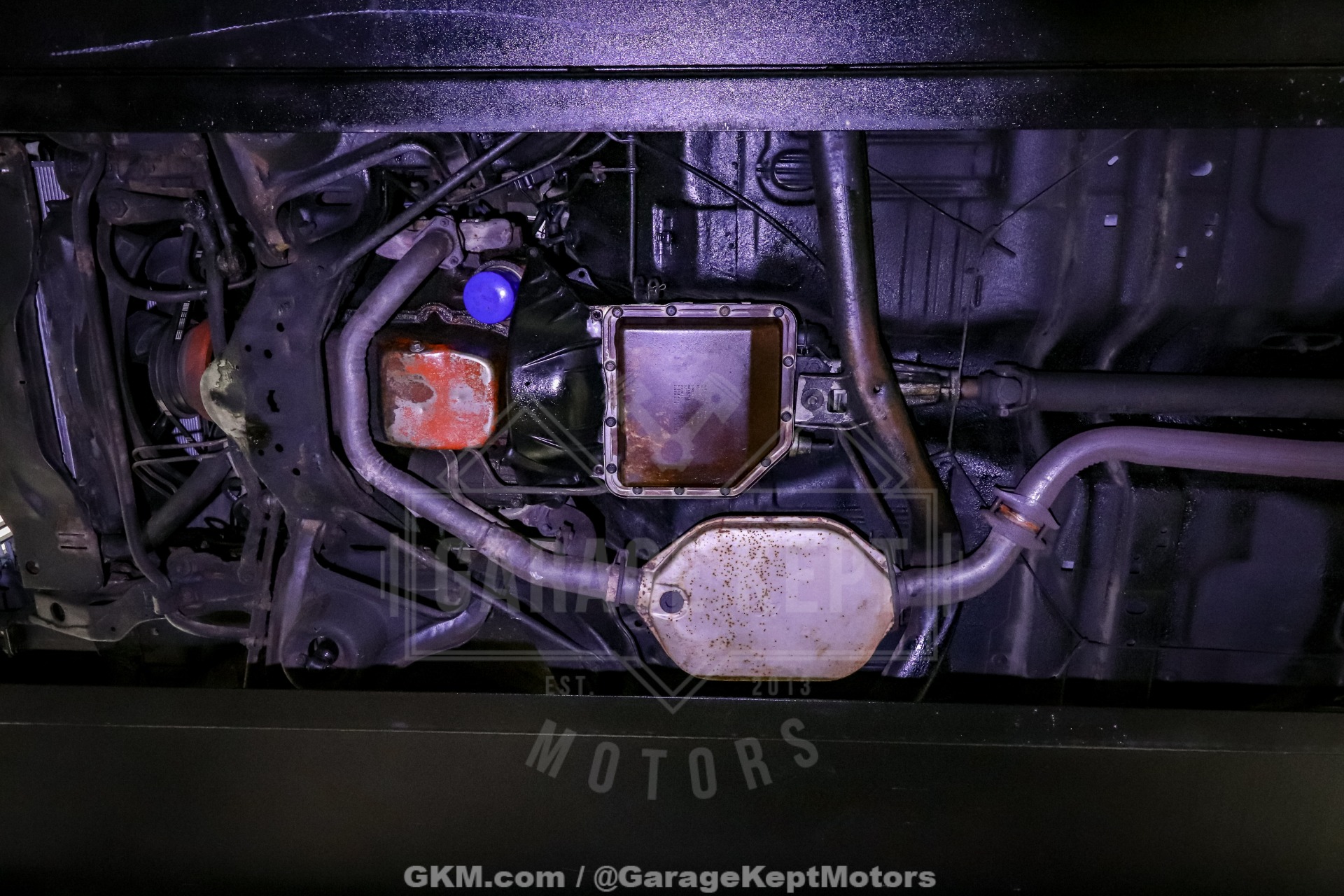 Chevrolet-Caprice-1975-Sky-Blue-White-10