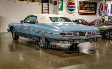 Chevrolet-Caprice-1975-Sky-Blue-White-13