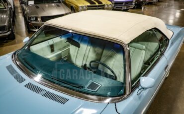 Chevrolet-Caprice-1975-Sky-Blue-White-16