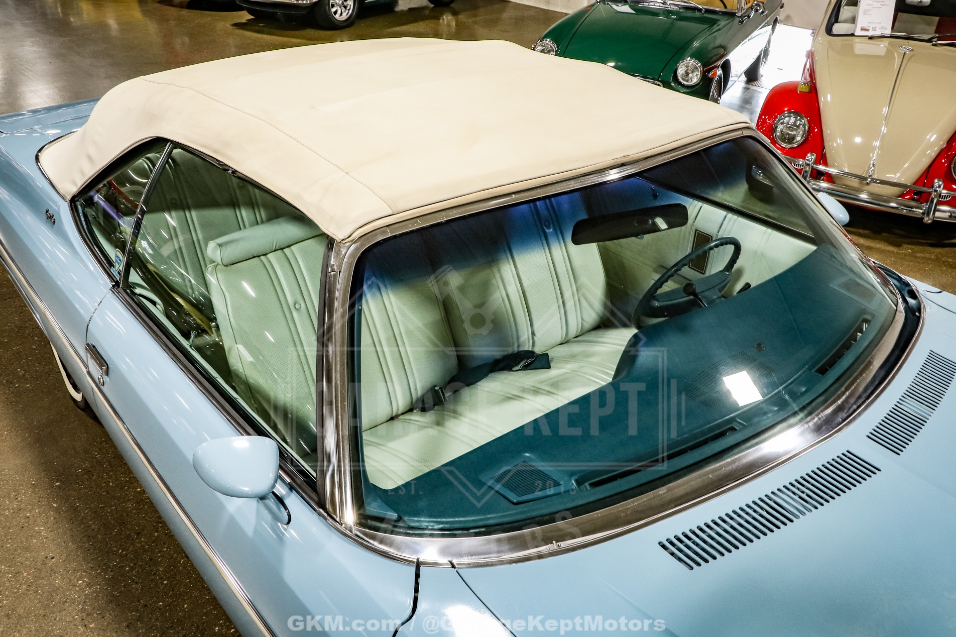 Chevrolet-Caprice-1975-Sky-Blue-White-23