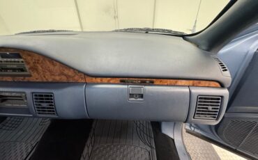 Chevrolet-Caprice-1992-Light-Sapphire-Metal-Blue-19