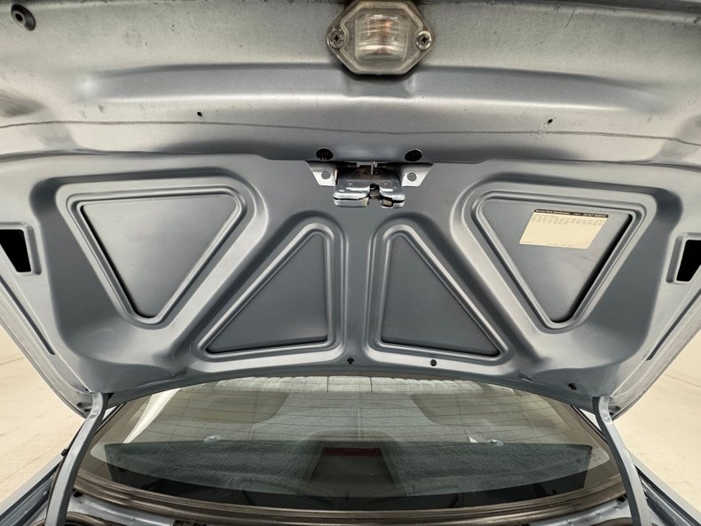 Chevrolet-Caprice-1992-Light-Sapphire-Metal-Blue-27