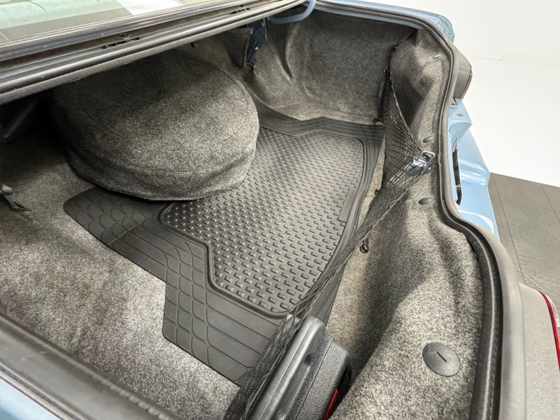 Chevrolet-Caprice-1992-Light-Sapphire-Metal-Blue-28