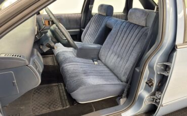 Chevrolet-Caprice-1992-Light-Sapphire-Metal-Blue-34