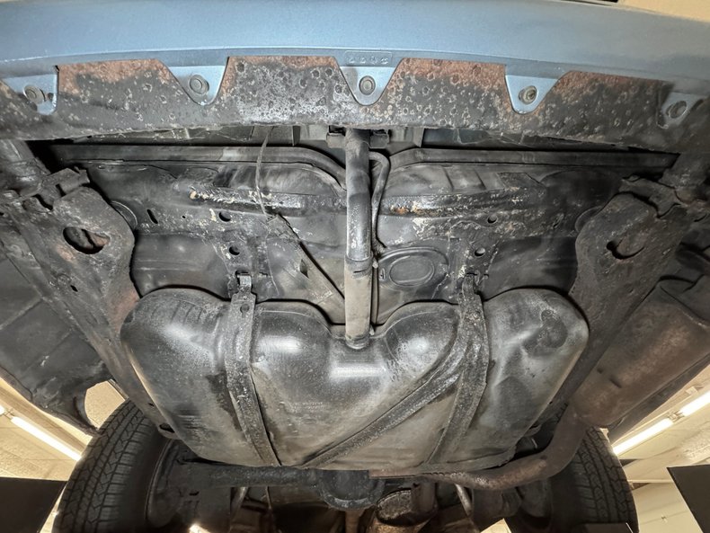 Chevrolet-Caprice-1992-Light-Sapphire-Metal-Blue-49