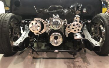 Chevrolet-Chevelle-1966-Dark-Grey-Metallic-black-11