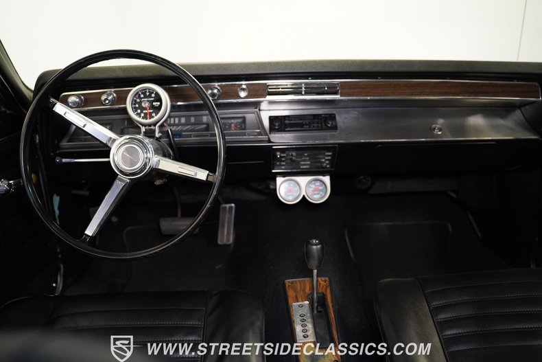 Chevrolet-Chevelle-1967-Silver-Black-12