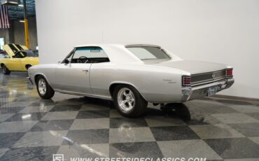 Chevrolet-Chevelle-1967-Silver-Black-16