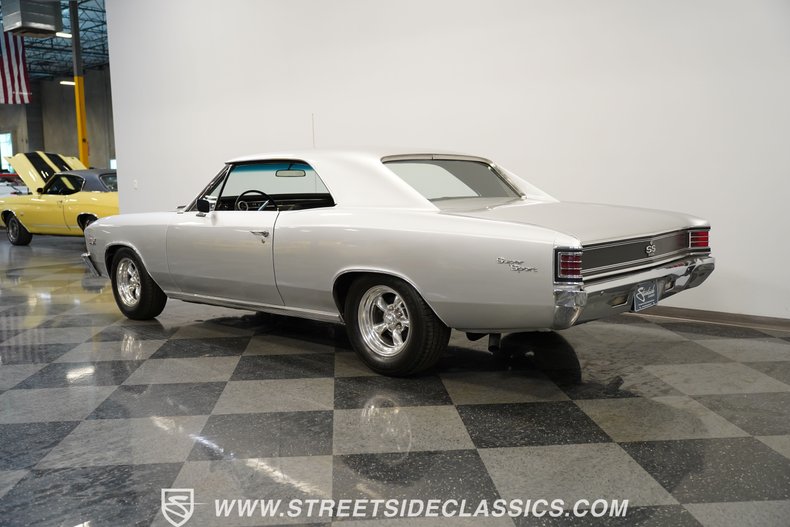 Chevrolet-Chevelle-1967-Silver-Black-16