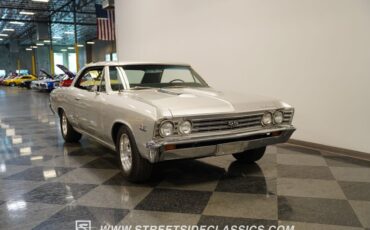 Chevrolet-Chevelle-1967-Silver-Black-24