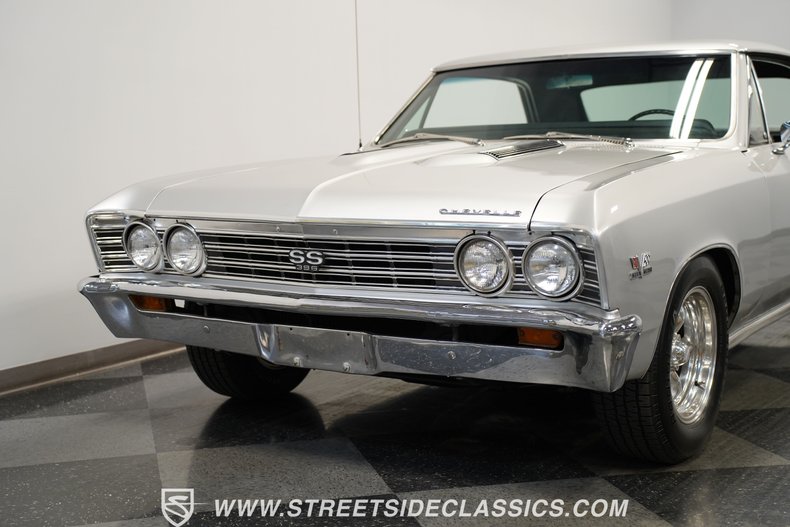 Chevrolet-Chevelle-1967-Silver-Black-27