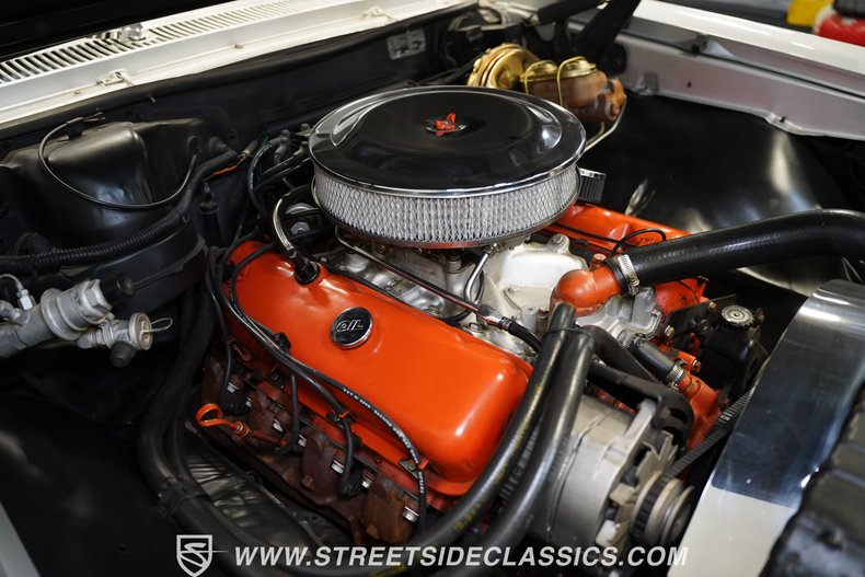 Chevrolet-Chevelle-1967-Silver-Black-3