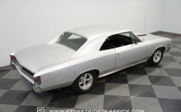 Chevrolet-Chevelle-1967-Silver-Black-32
