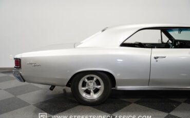 Chevrolet-Chevelle-1967-Silver-Black-36