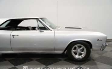 Chevrolet-Chevelle-1967-Silver-Black-37