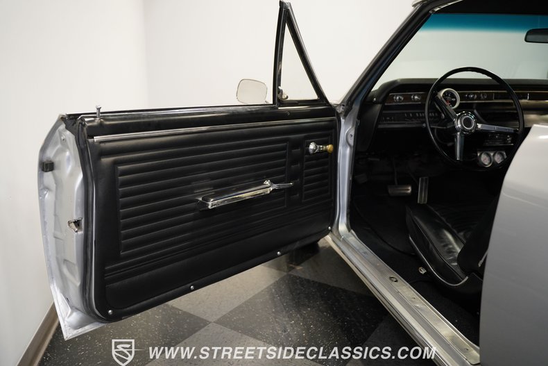 Chevrolet-Chevelle-1967-Silver-Black-39