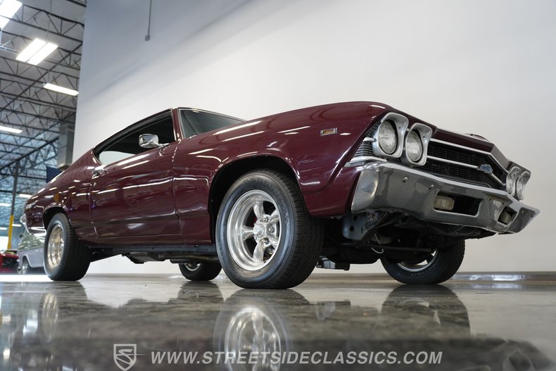 Chevrolet-Chevelle-1969-Burgundy-Black-22