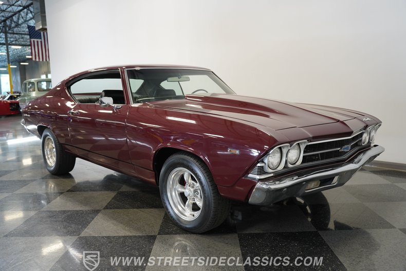 Chevrolet-Chevelle-1969-Burgundy-Black-23