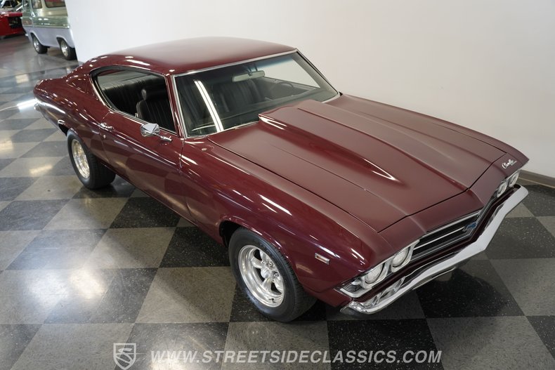 Chevrolet-Chevelle-1969-Burgundy-Black-24