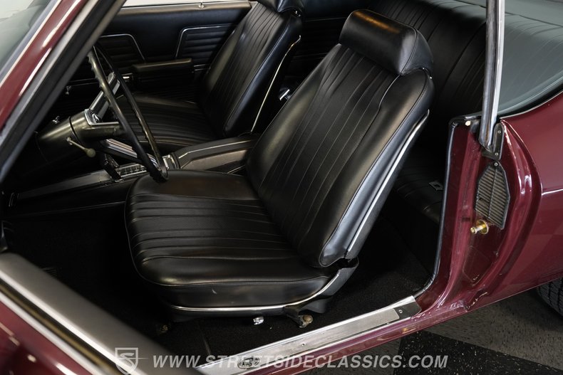 Chevrolet-Chevelle-1969-Burgundy-Black-3