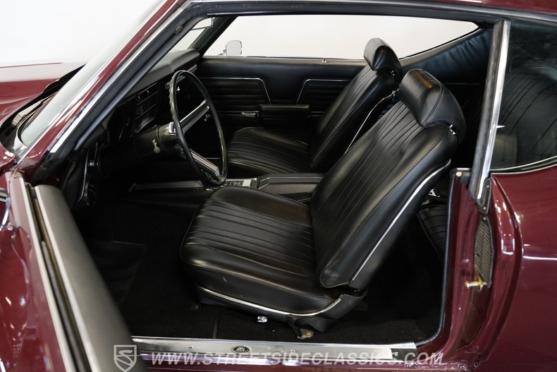 Chevrolet-Chevelle-1969-Burgundy-Black-4