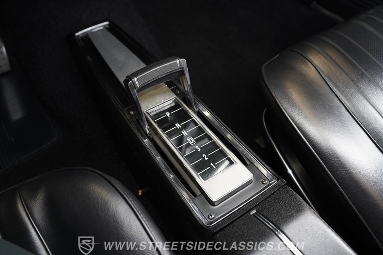 Chevrolet-Chevelle-1969-Burgundy-Black-44