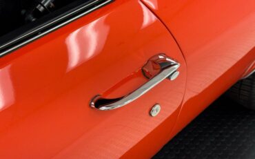 Chevrolet-Chevelle-1969-Hugger-Orange-Black-14