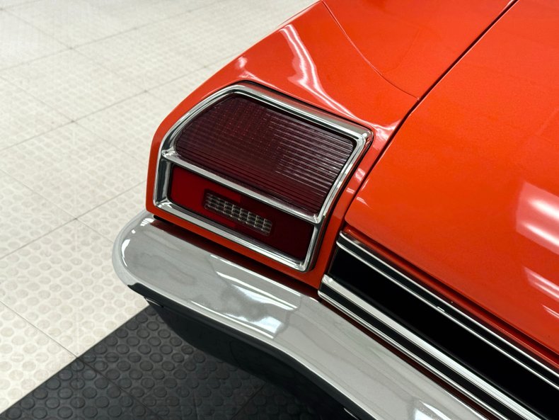 Chevrolet-Chevelle-1969-Hugger-Orange-Black-16