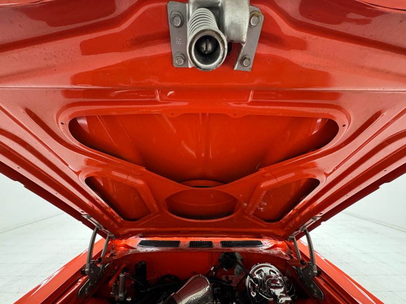 Chevrolet-Chevelle-1969-Hugger-Orange-Black-19