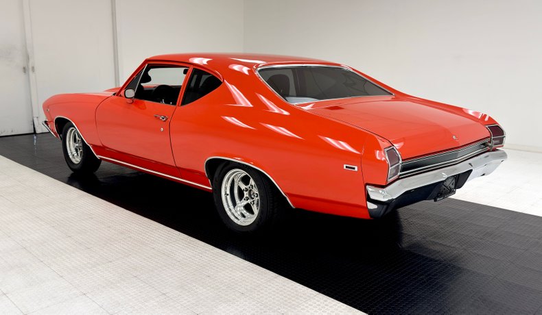 Chevrolet-Chevelle-1969-Hugger-Orange-Black-3