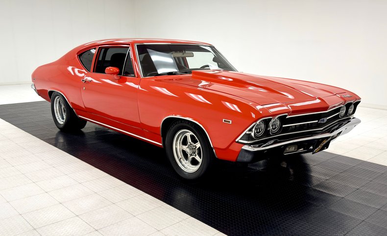 Chevrolet-Chevelle-1969-Hugger-Orange-Black-7