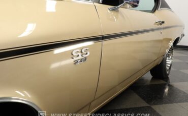 Chevrolet-Chevelle-1969-Olympic-Gold-Black-15